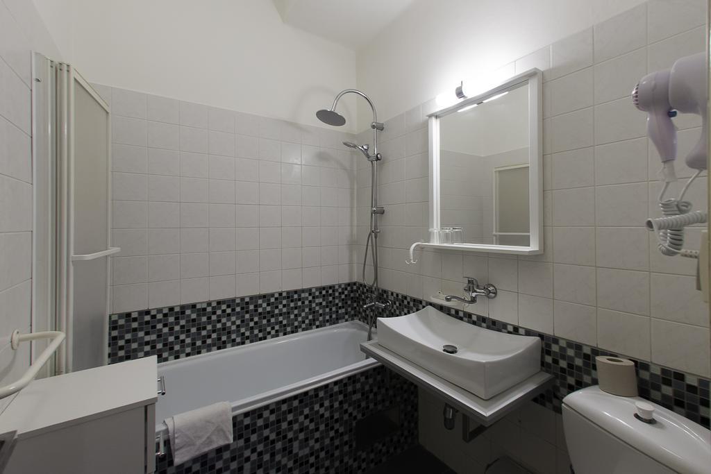 Hotel Soudek Poděbrady Extérieur photo